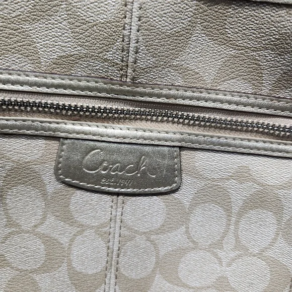 Coach Vintage Shoulder Bag, and wallet Signature, Beige, M1073-F15704 - Picture 5 of 16